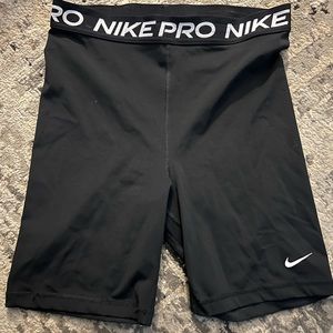 Nike pro biker shorts